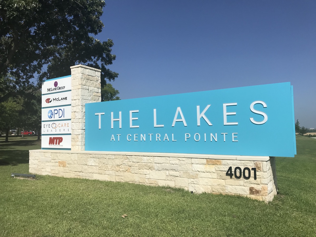 Front sign for The Lakes at Central Pointe, 4001 Central Pointe Parkway, Temple, Texas